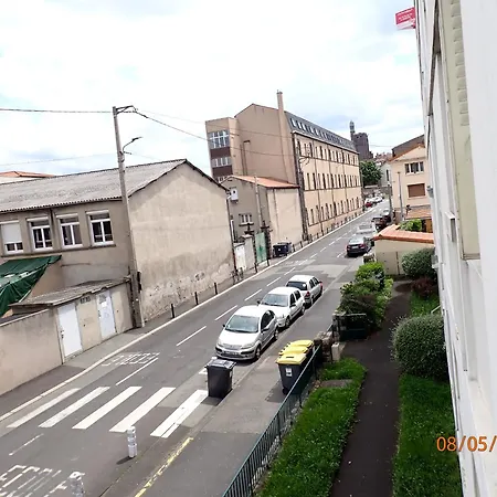 Escale Montferrandaise Apartmán *